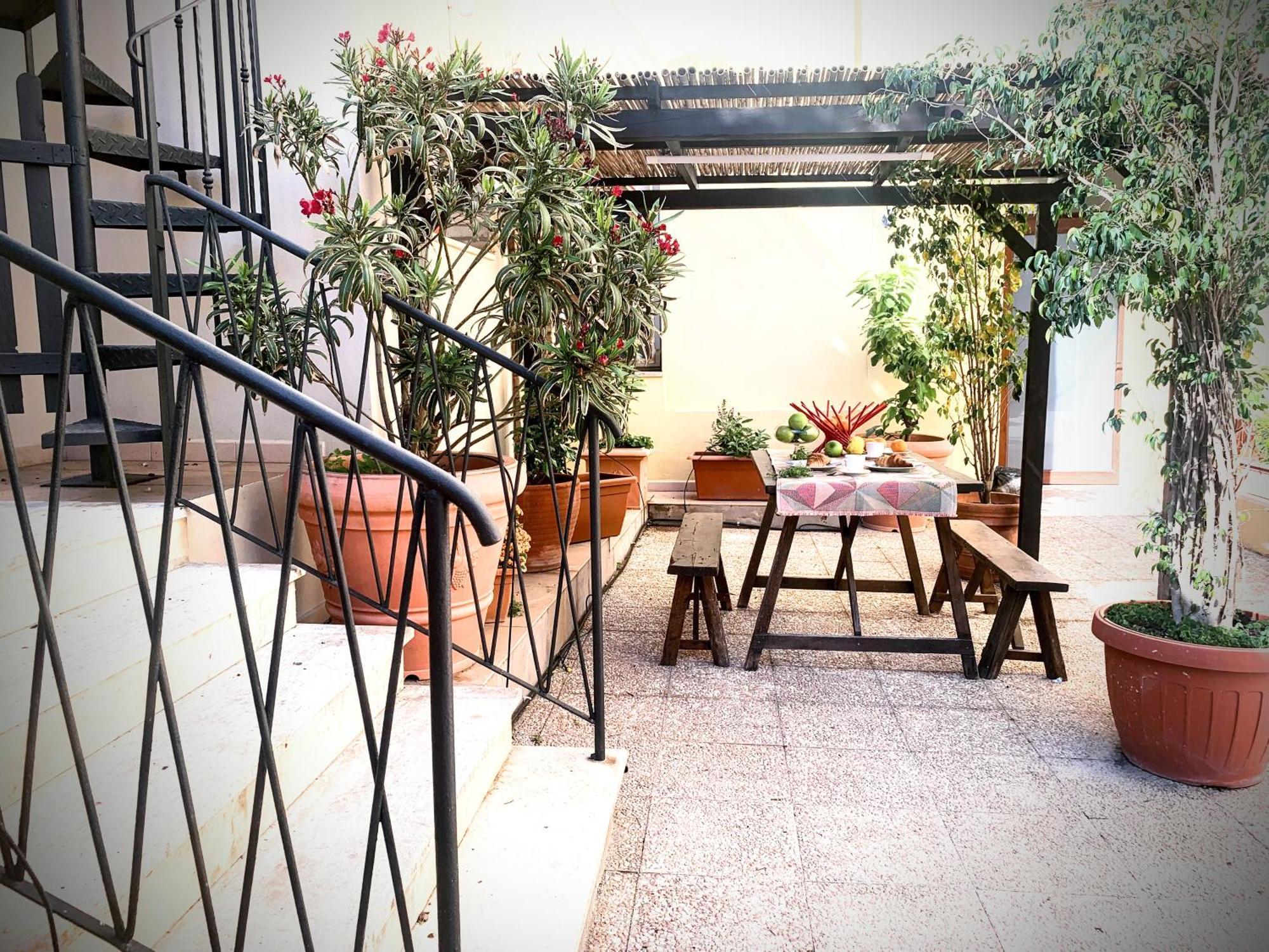 Oasi Urbana Con Terrazza E Vista Daire Cagliari Dış mekan fotoğraf