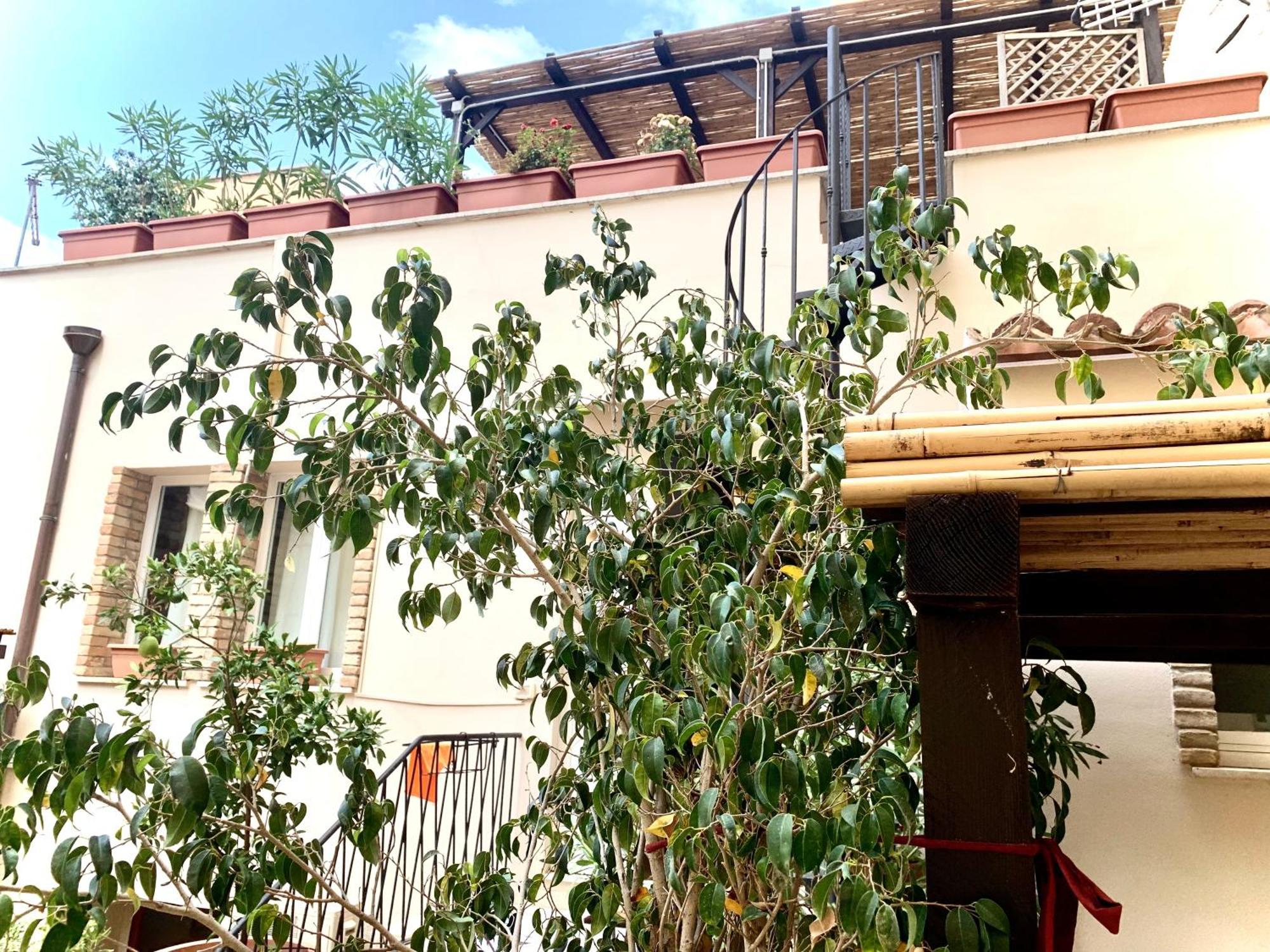Oasi Urbana Con Terrazza E Vista Daire Cagliari Dış mekan fotoğraf